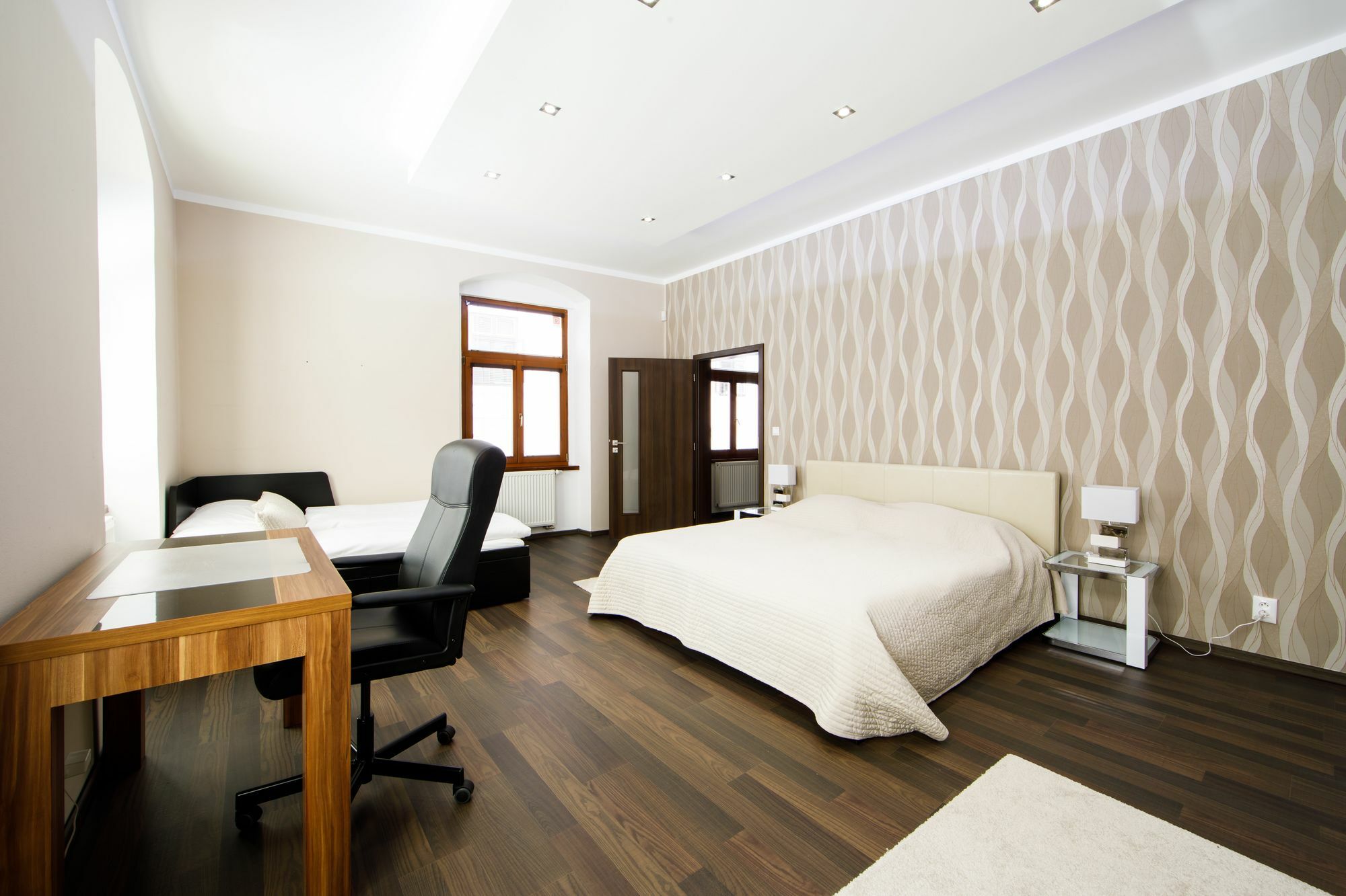 Aplend City Apartments Na Vrsku Братислава Экстерьер фото